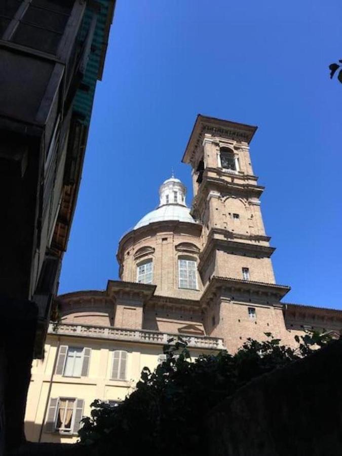 Tourinturin Appartamento In Torino Centro Eksteriør bilde