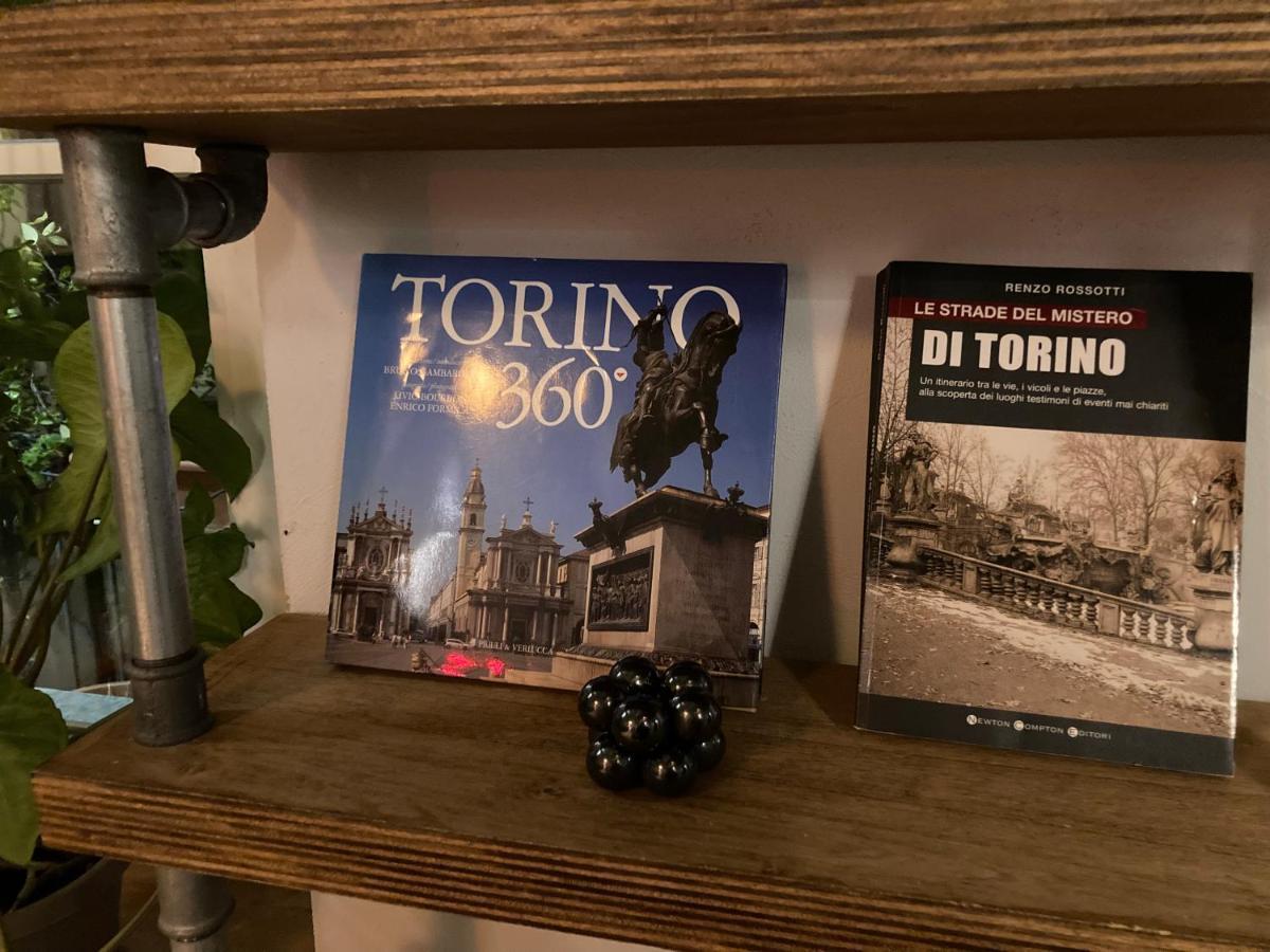 Tourinturin Appartamento In Torino Centro Eksteriør bilde